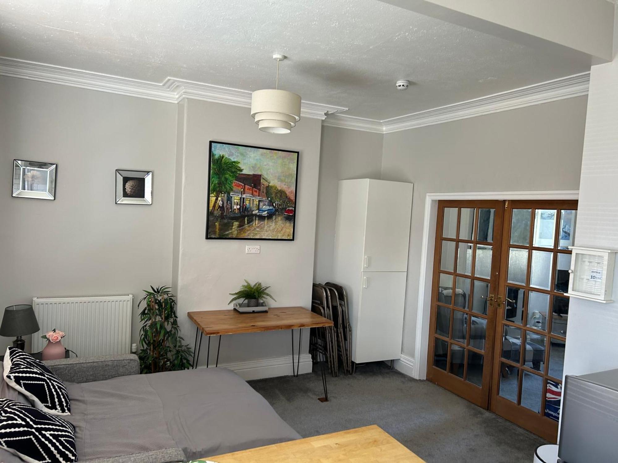 1 Bedroom Spacious Apartment Lytham St. Annes Eksteriør bilde